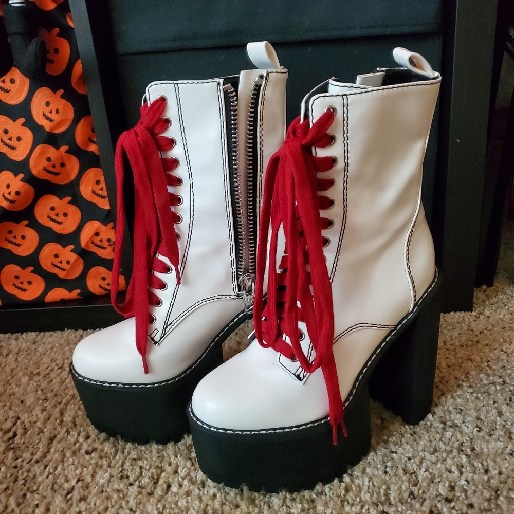 Current Mood Icy Low Nancy Boots Platform